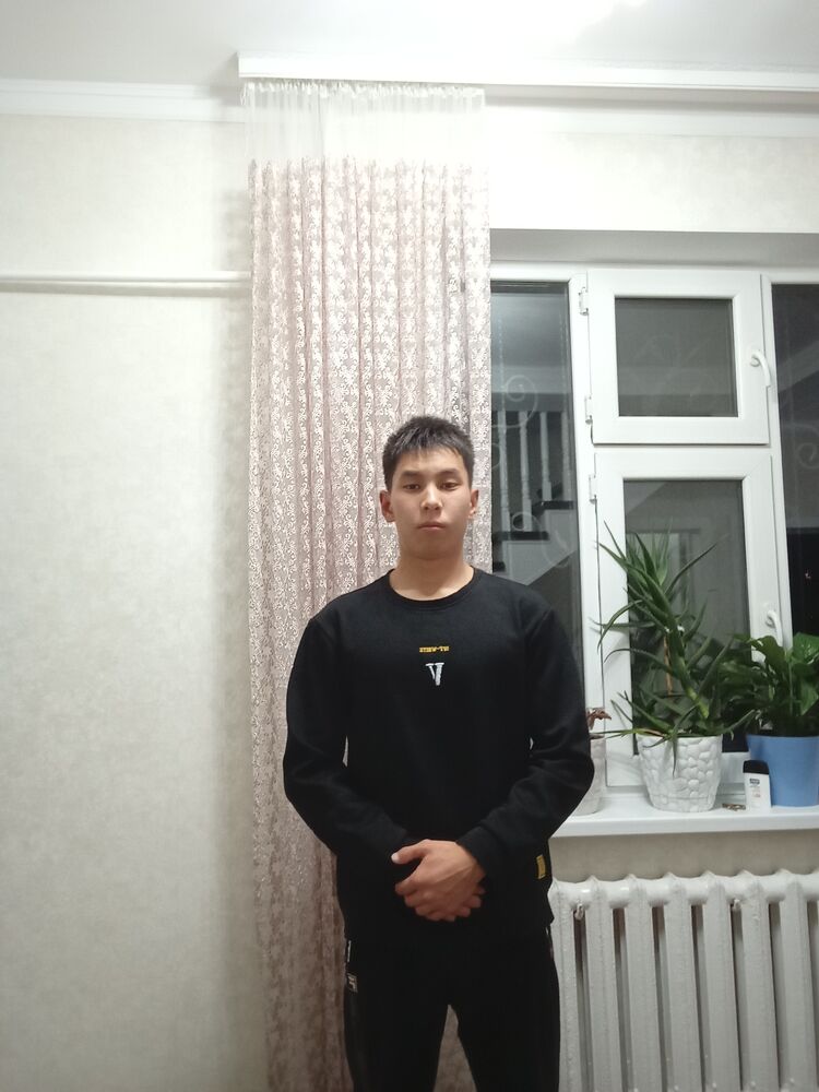  43071992  , 20 ,    