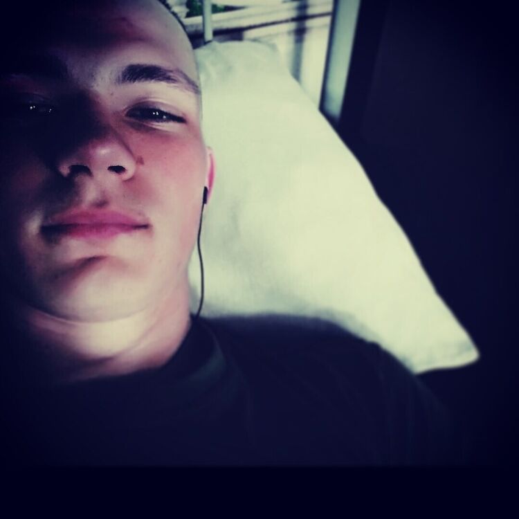  20435122  , 25 ,    