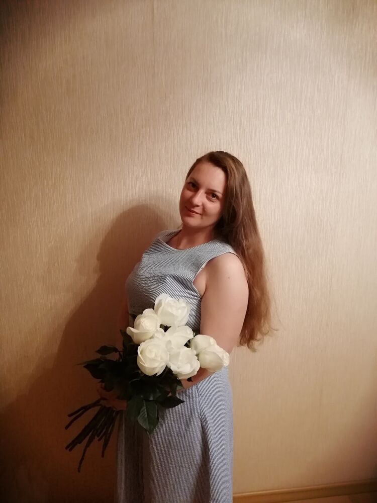  -,   Lora, 42 ,   ,   , c 