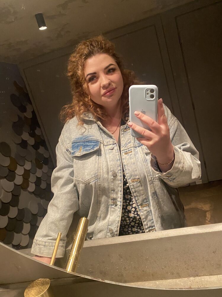  31216012  , 28 ,    -