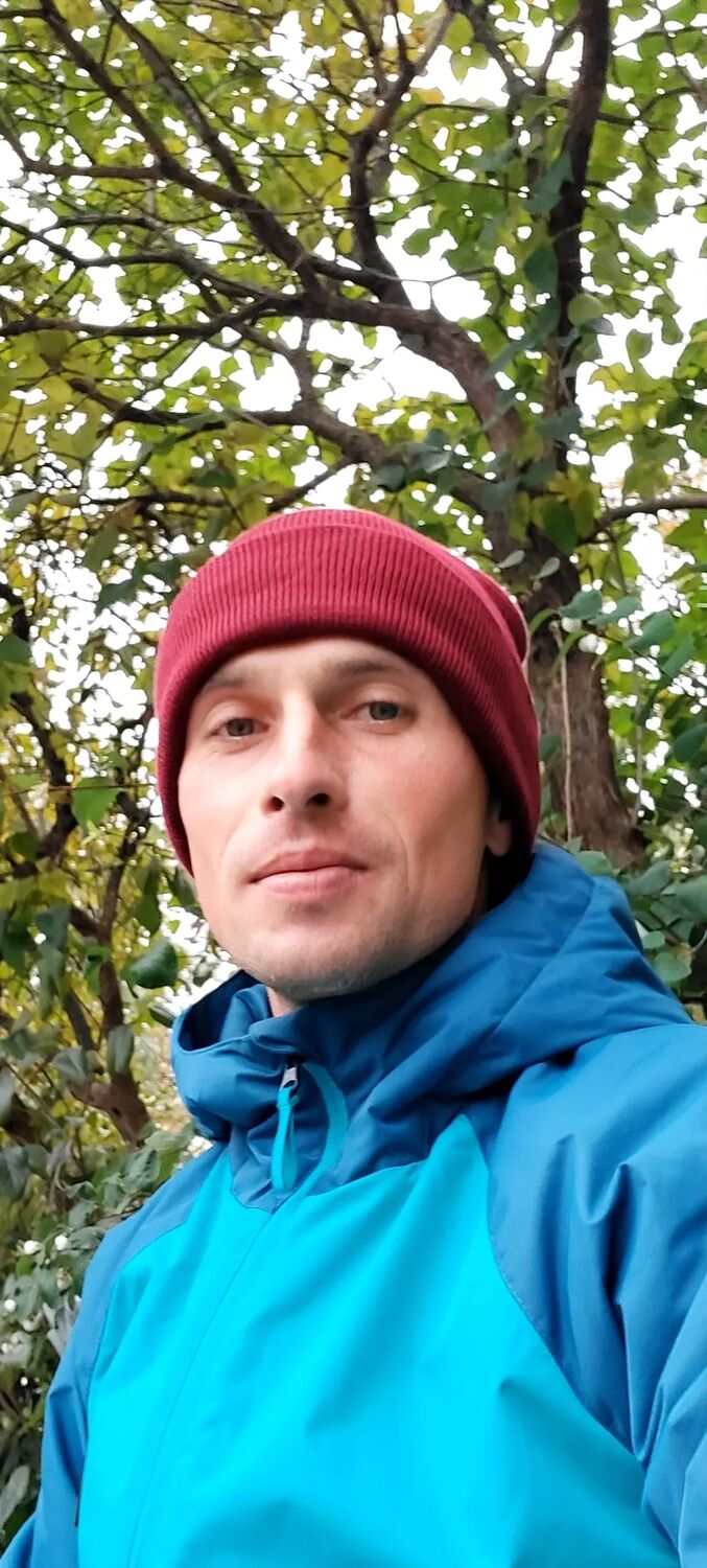  31047662  Oleg, 38 ,    