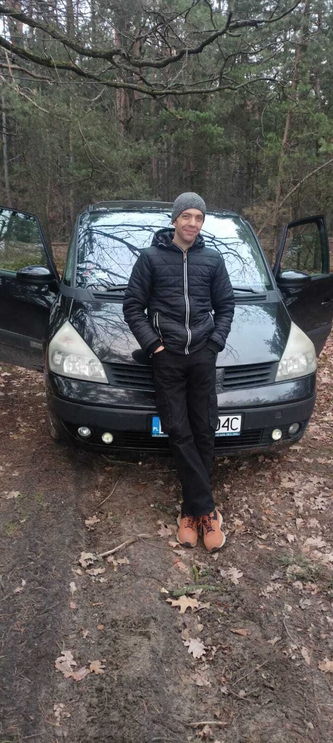  52769812  Anton, 41 ,    