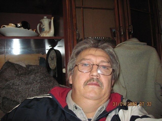 9667552  , 63 ,    