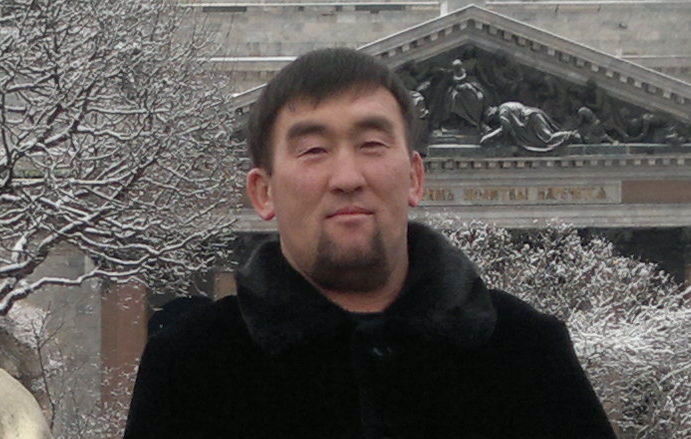  5642612  Akjarkin, 48 ,    
