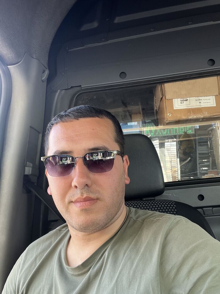  52960422  , 31 ,    