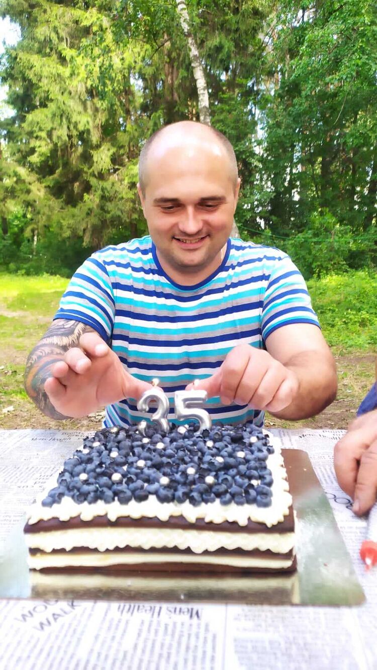  28426232  Anatoly, 38 ,    