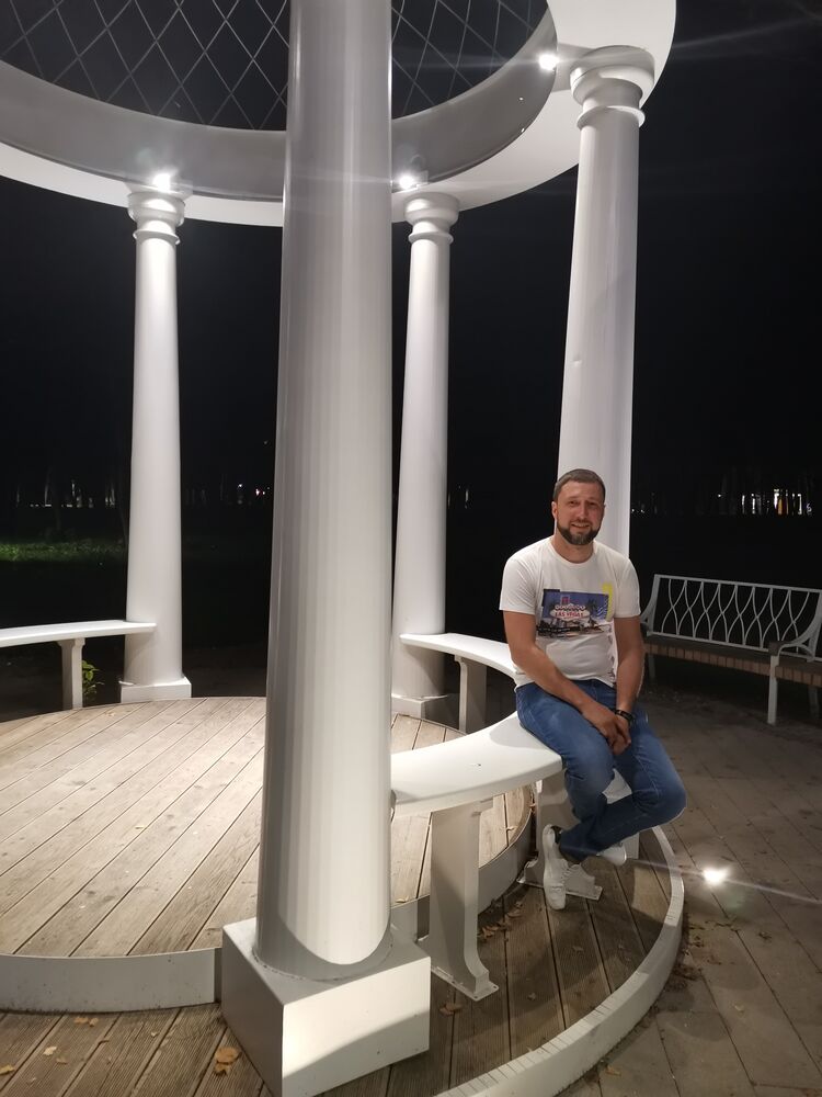  22955132  Vladimir, 45 ,    