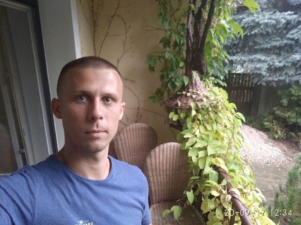  10620762  Dima, 38 ,    