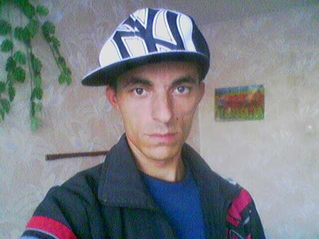  10533622  , 37 ,    