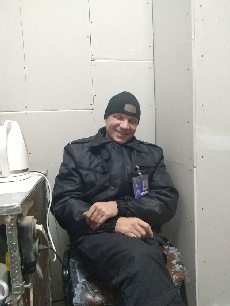  ,   Sery, 42 ,   ,   