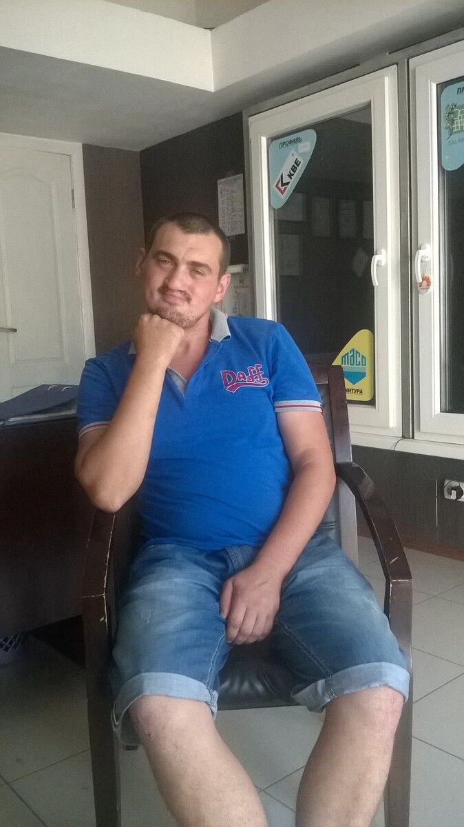  6375852  Stefan, 34 ,    Rome