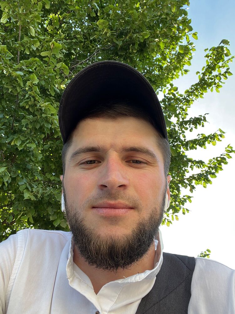 28649492  Ali, 29 ,    