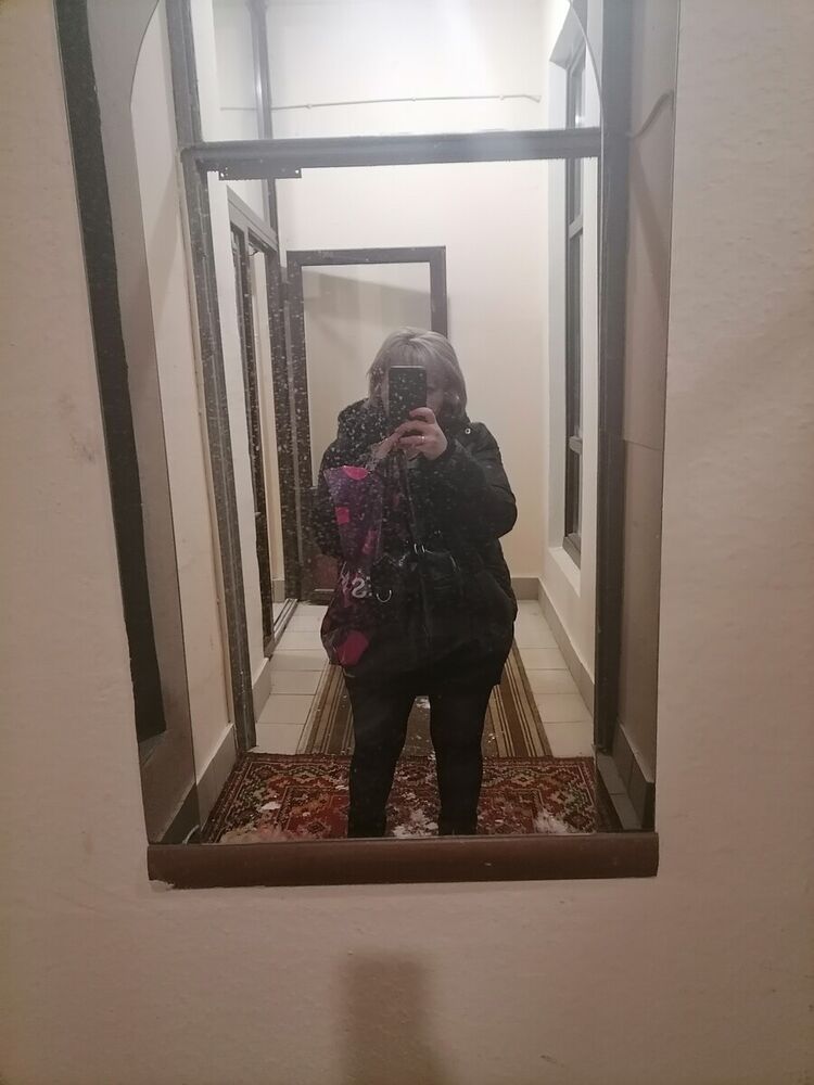  21934362  , 40 ,    