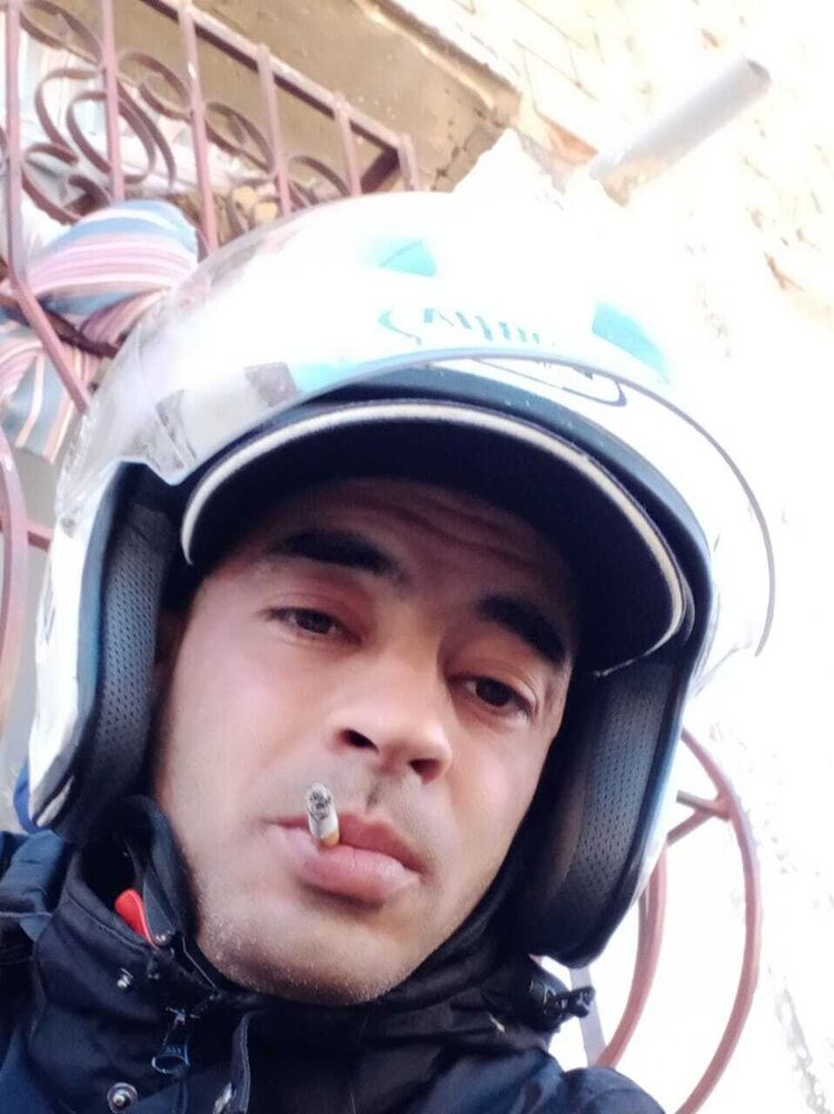  53788162   , 39 ,    