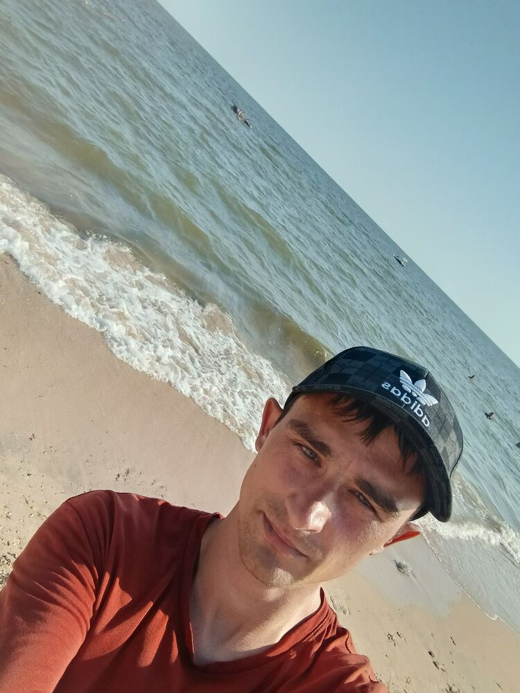  52927452  , 33 ,    