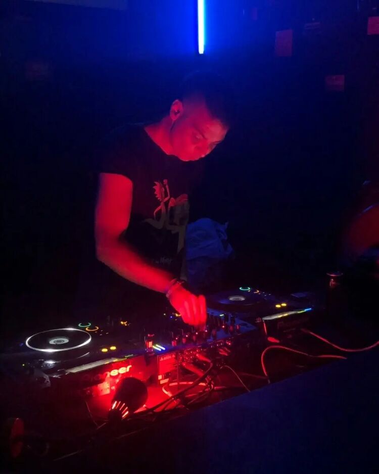 ���� 29627962 ������� ������, 34 ����, ���� ���������� � �����-����������