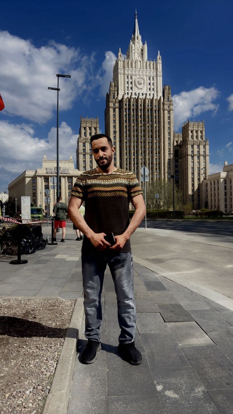  51000262  Waleed, 41 ,    