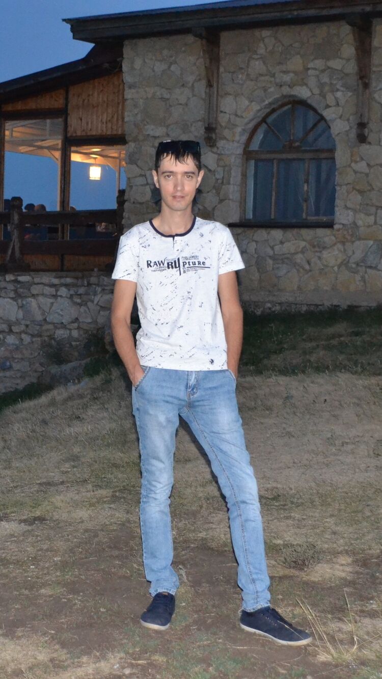  25925512  , 37 ,    