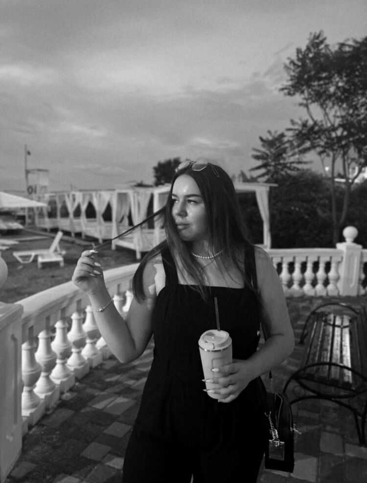 ���� 55580232 ������� Tina, 24 ����, ���� ���������� � �����������