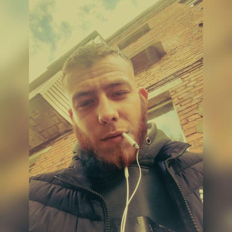  46040592  , 23 ,    