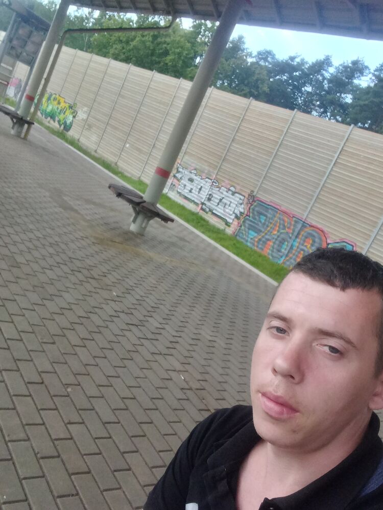 27808002  , 32 ,    