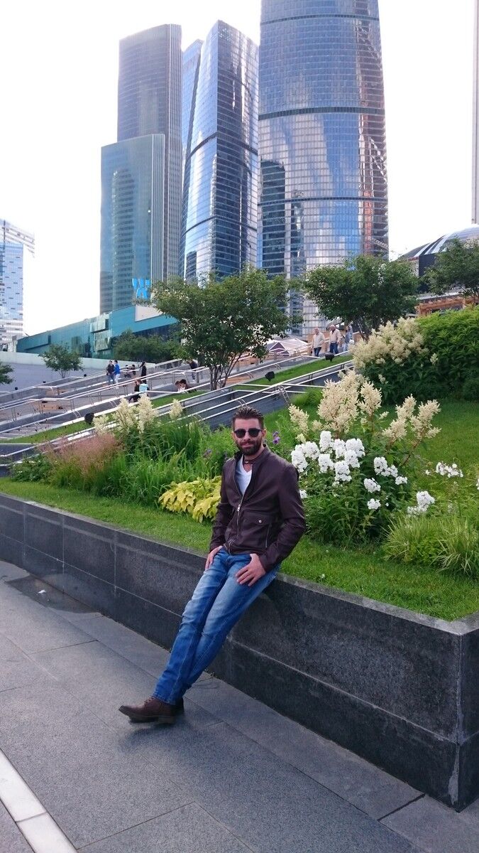  ,   Ayman, 35 ,   ,   , c , 