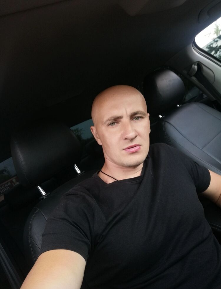  33923272  Evgeny, 40 ,    