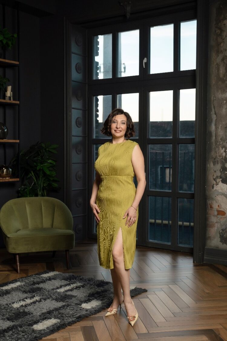  37742752  , 54 ,    -