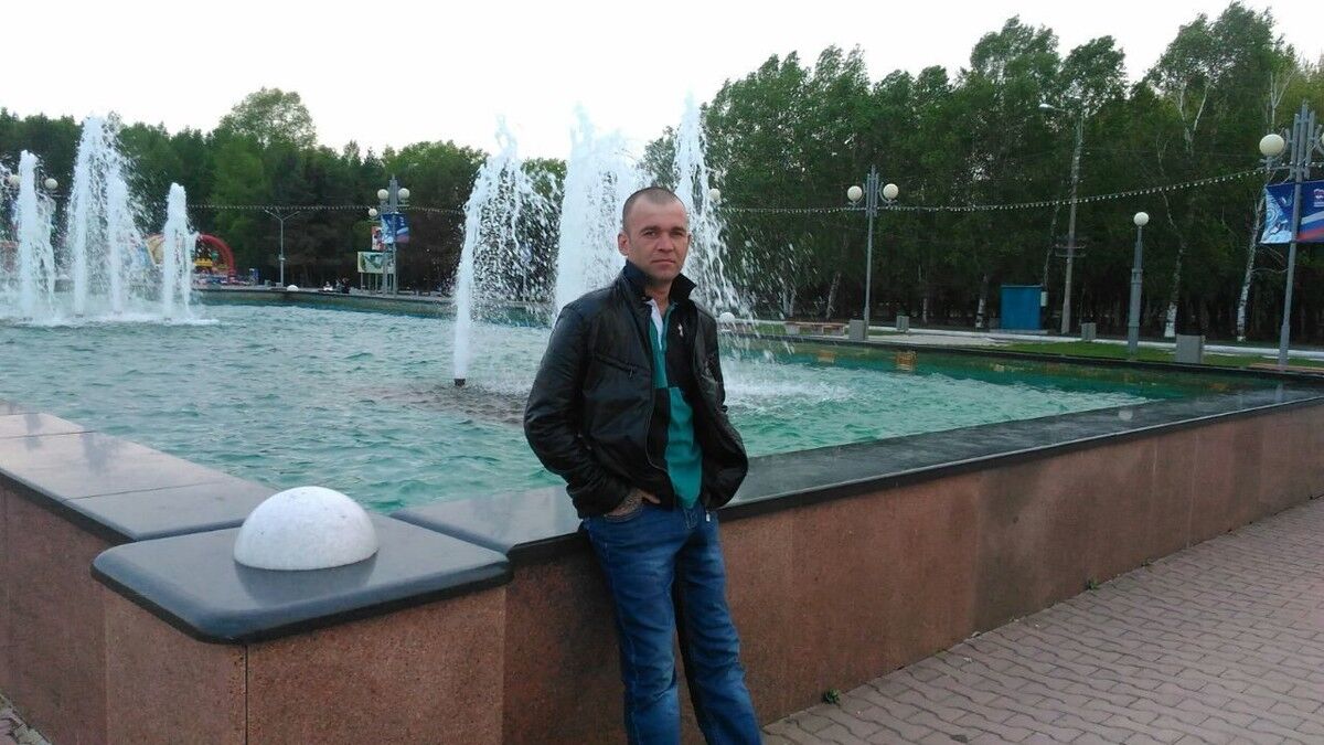  ,   Vasili, 42 ,   ,   , c 