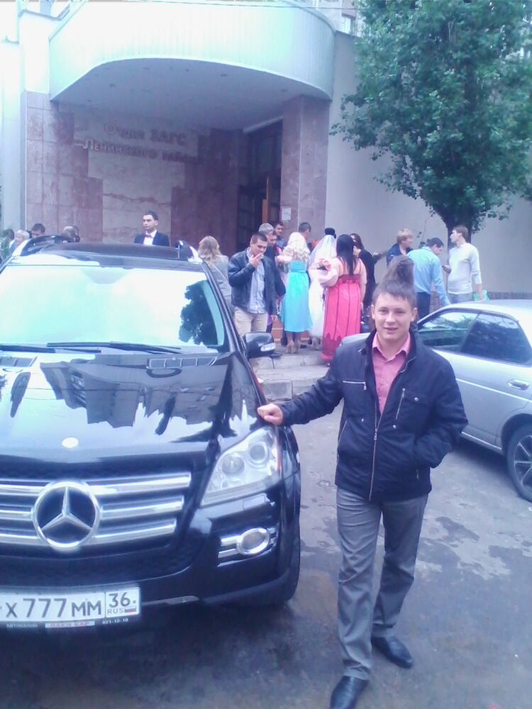  ,   Maksim, 37 ,   ,   , c 