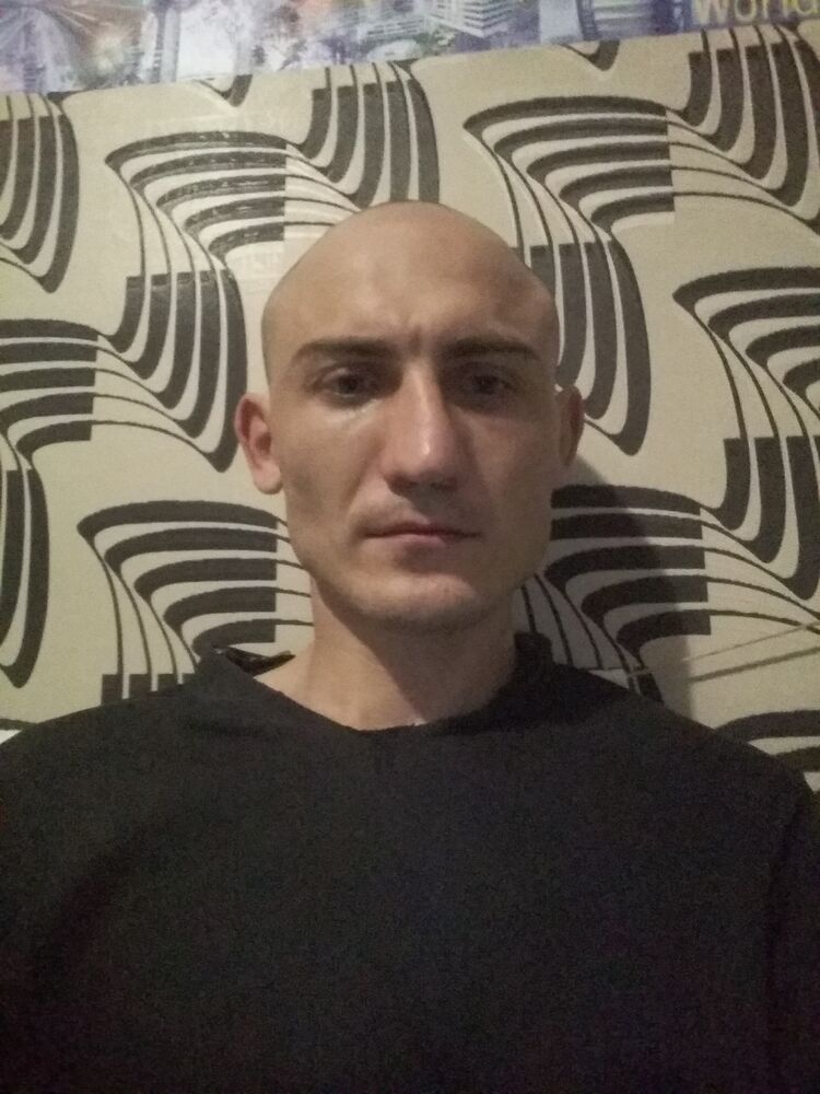  31621982  , 37 ,    