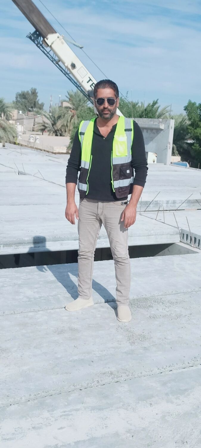  ,   Yousif, 35 ,   ,   