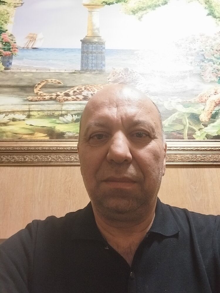  48806662  Anvar, 52 ,    