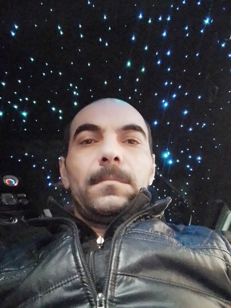  34498742  Samir, 41 ,    