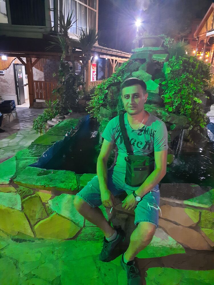  ,   Ilia, 36 ,   ,   