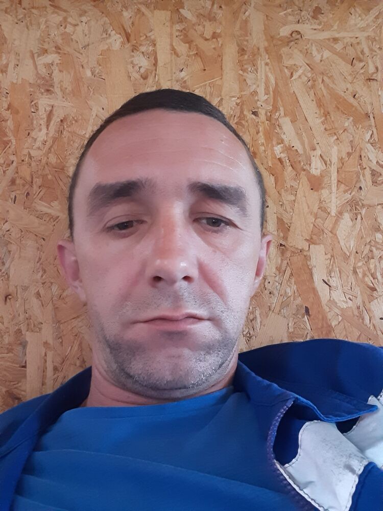  37379582  , 45 ,    