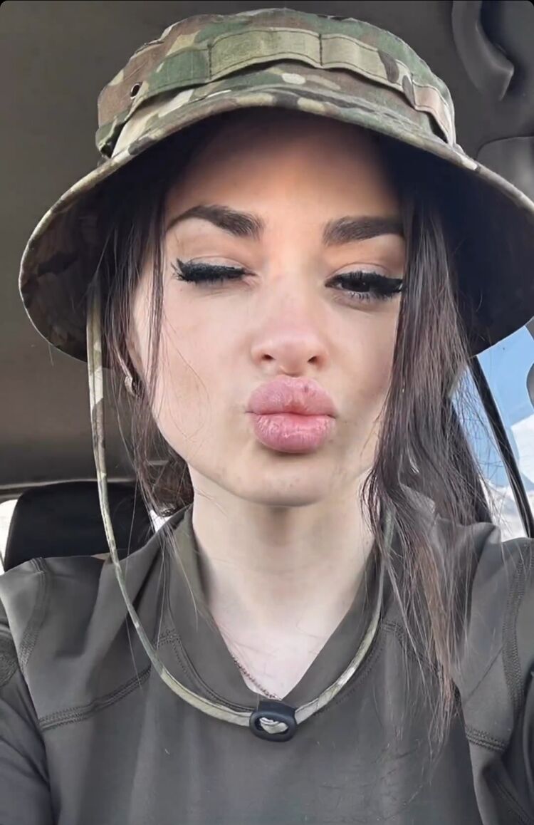  44070172  , 25 ,    