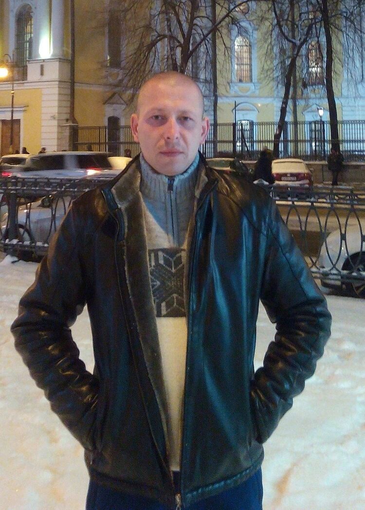  8373672  , 41 ,    -