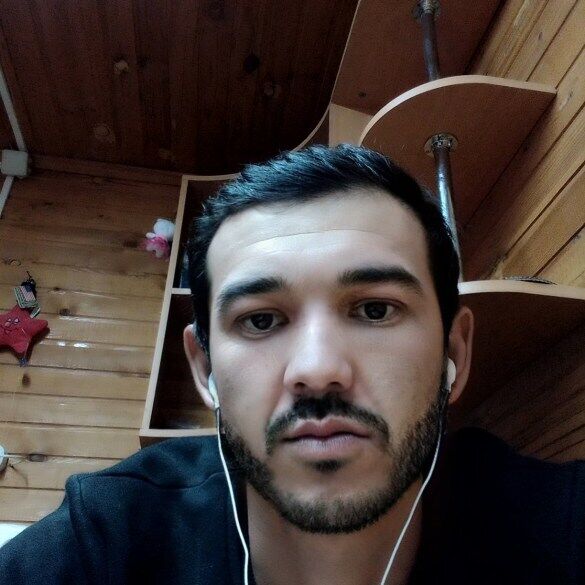  44036842  , 27 ,    