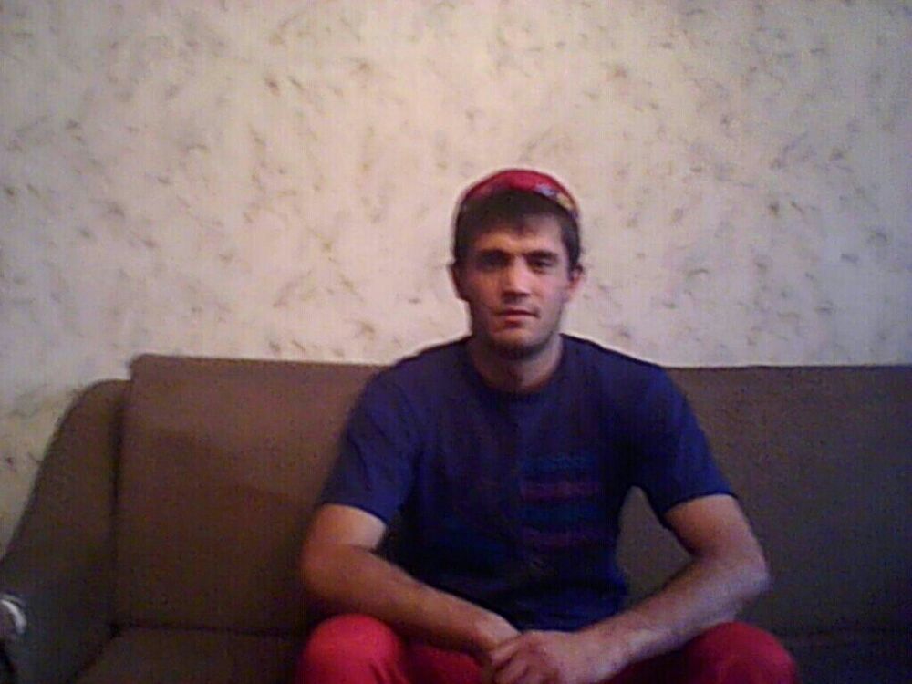  -,   Sasha, 39 ,   ,   