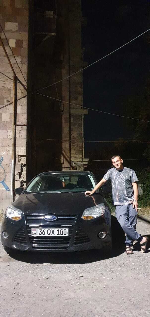  ,   Hamik Hamik, 39 ,   ,   