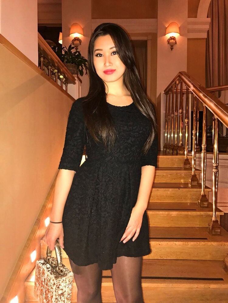  10794112  Victoria, 31 ,    