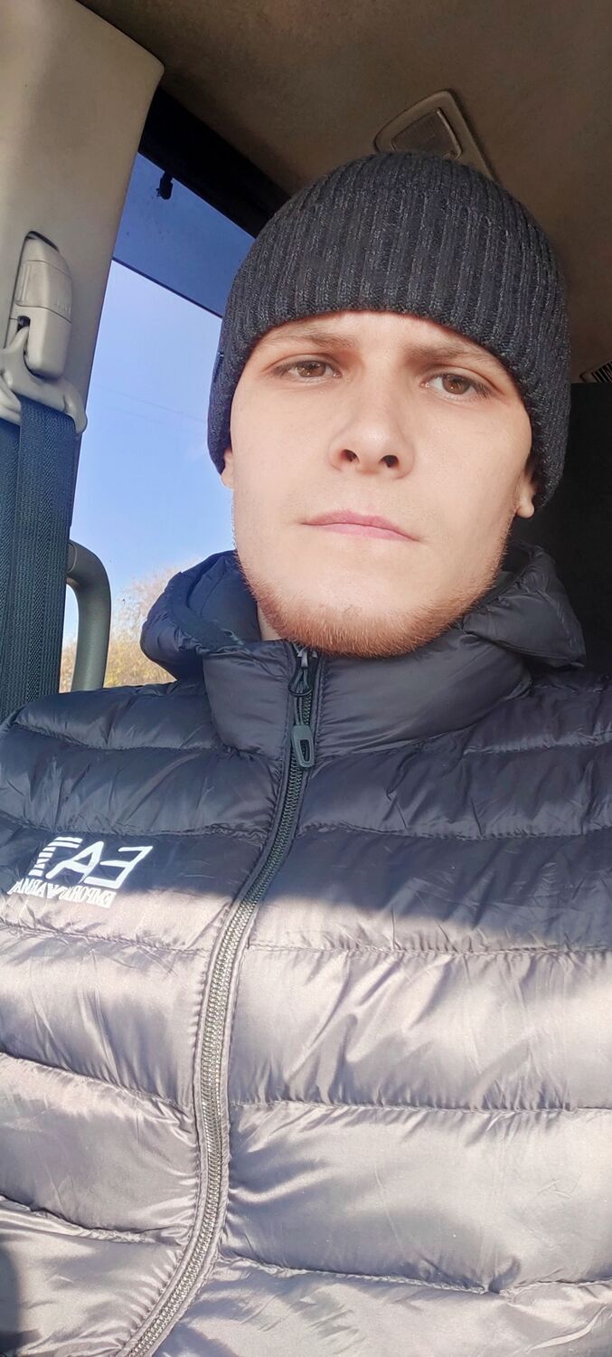  46665702  , 32 ,    