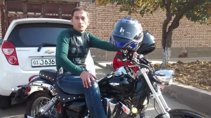  8888422  HURSHIDJON, 45 ,    