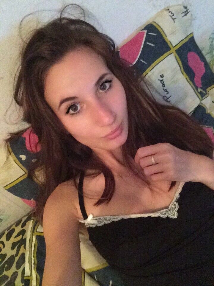  ,   Agata, 30 ,   ,   , c 