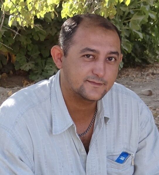  10495172  Ahmed, 52 ,    