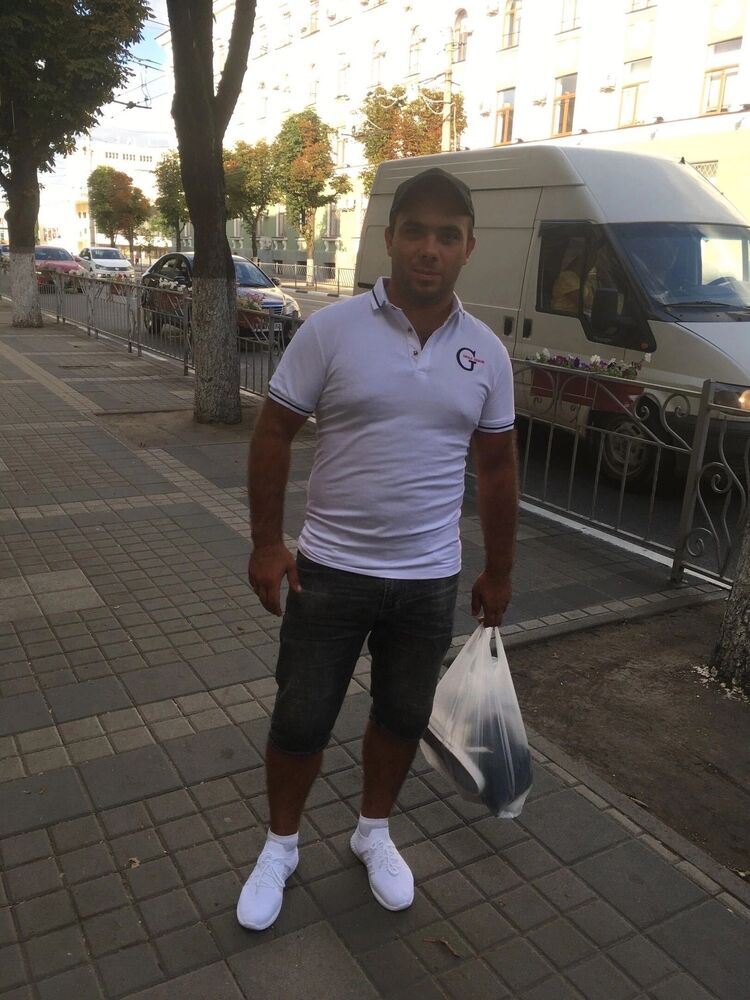  ,   Sasha, 33 ,   ,   , c , 