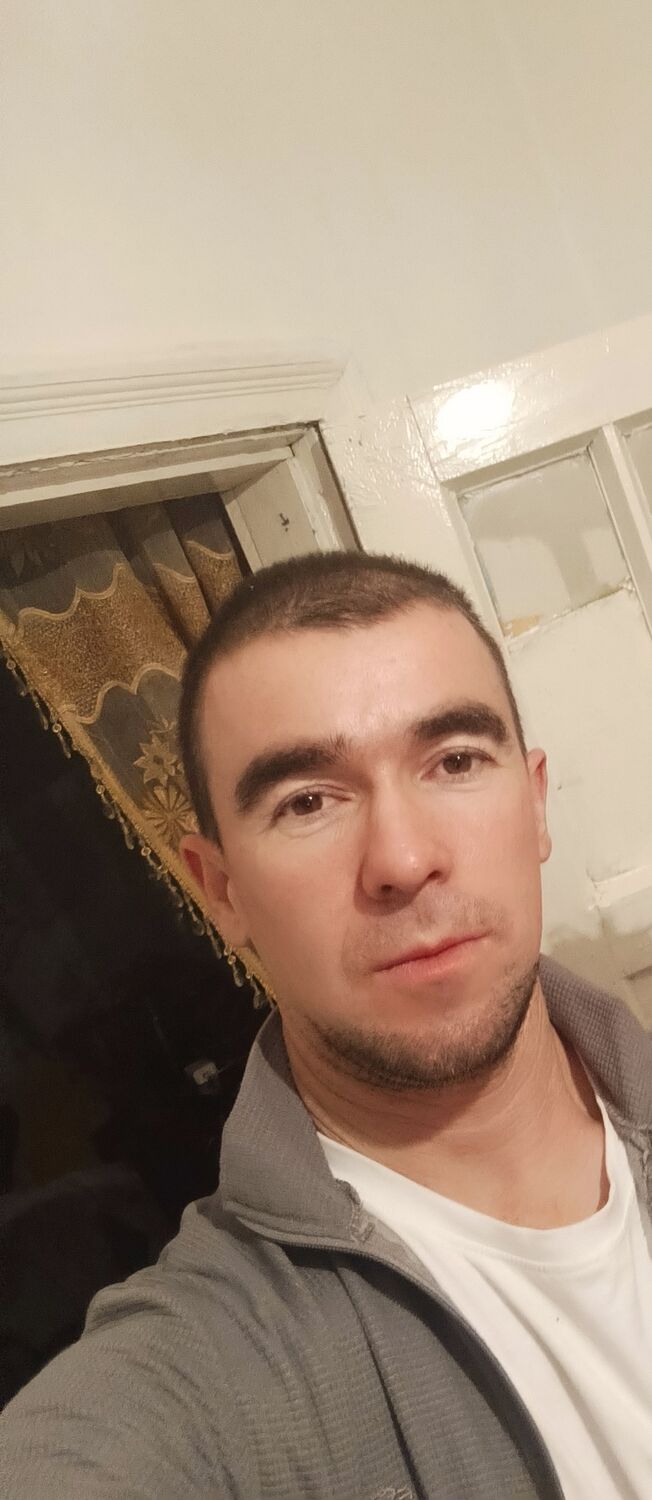  47819462  Rasul, 38 ,    