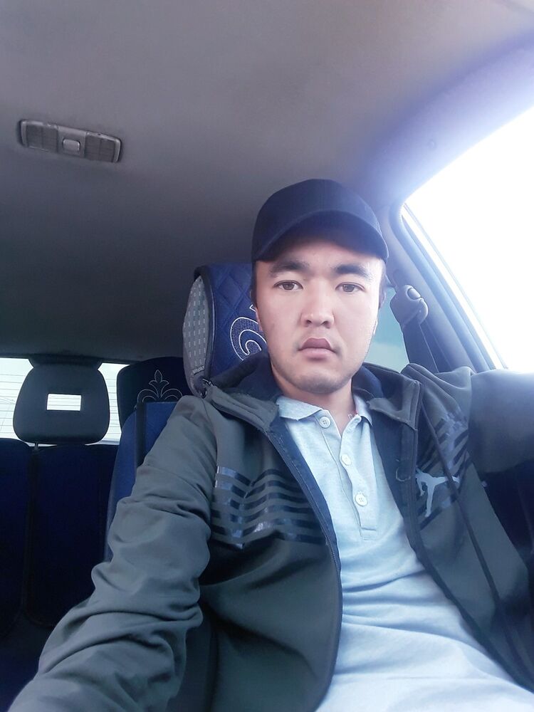 ,   Kuba, 33 ,   ,   , c 