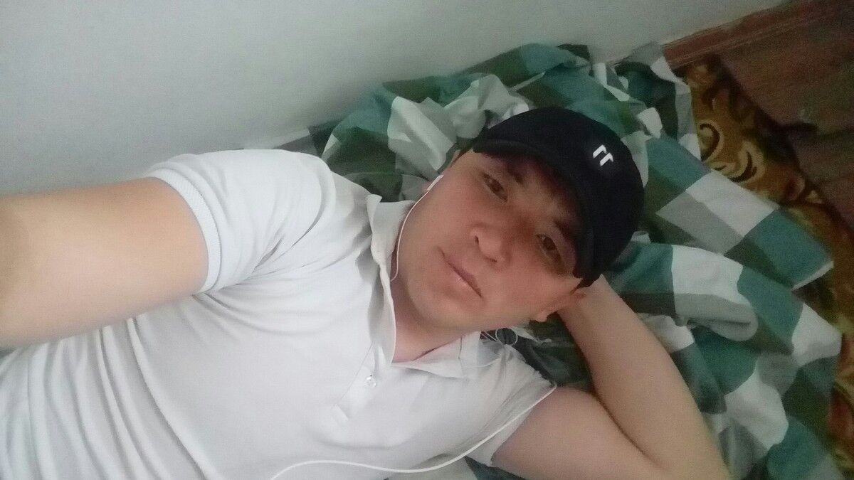  15828292  , 37 ,    